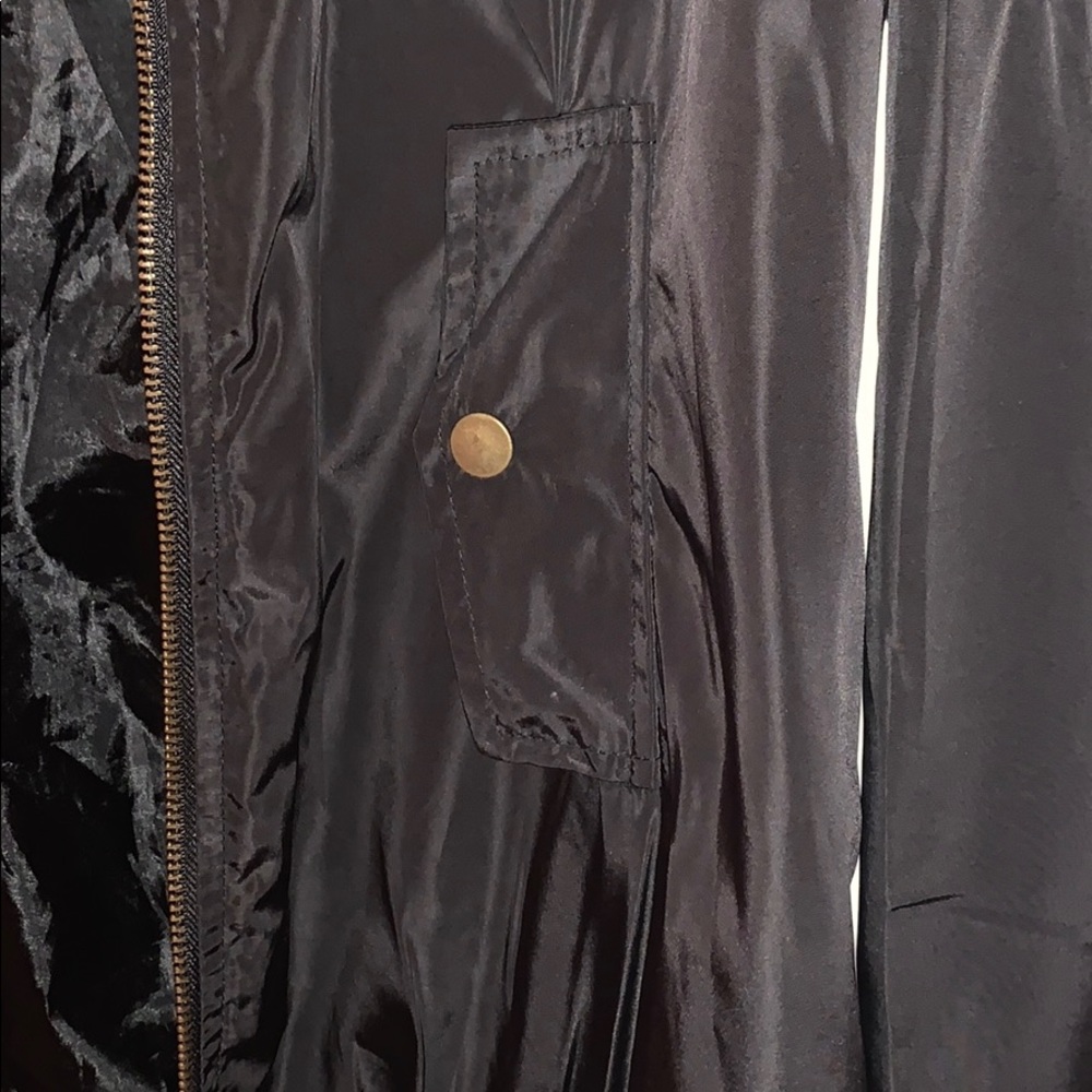 Jacket - Picture 3 of 3